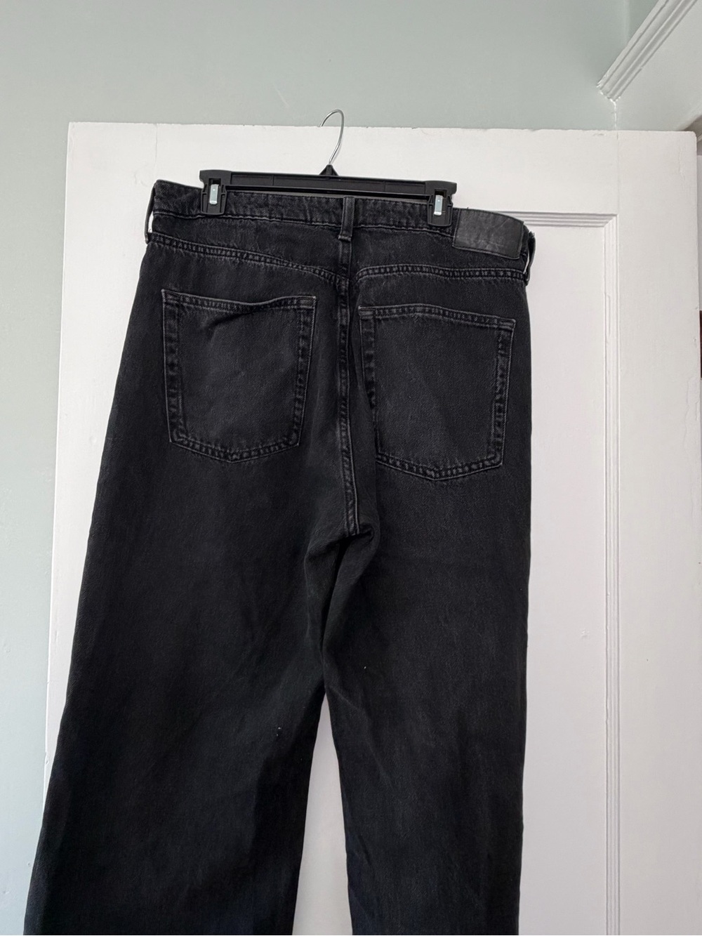 H&M Black Wide High-Waist Jeans
